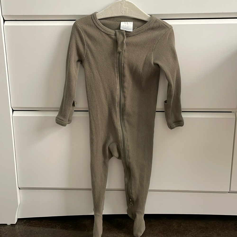 Mebie Baby 6-12 Month Organic Olive Green Zippy